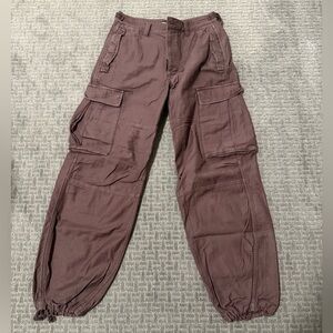 Aritzia TNA supply cargo pant